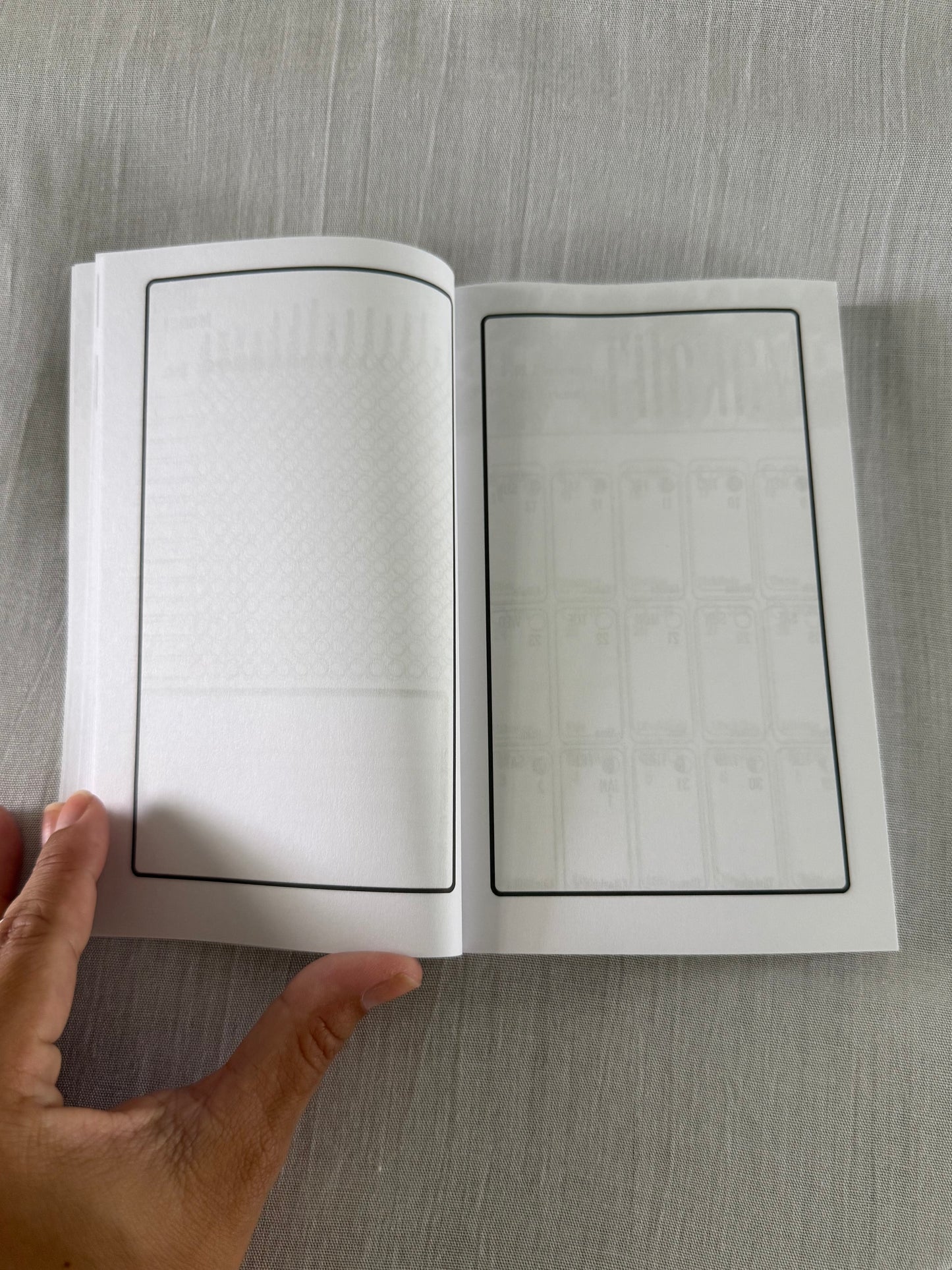 2027 Manini Kaulana Mahina - Pocket size, perfect for those on-the-go