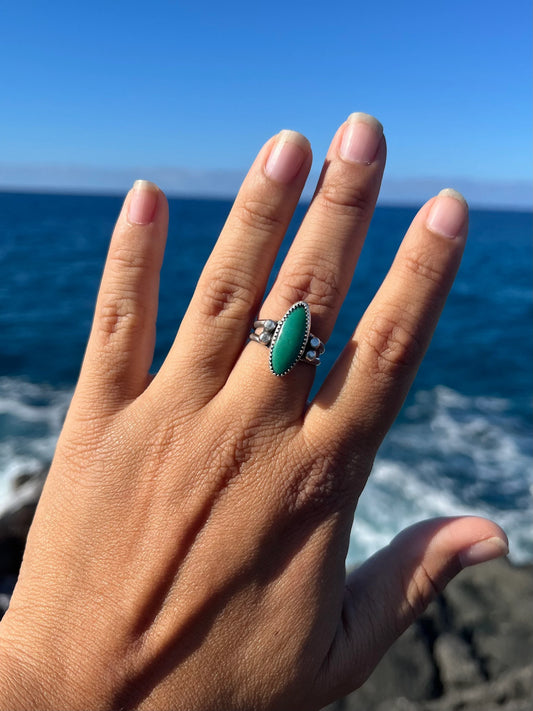 Hubei Turquoise Sterling Silver Ring Size 7 - Green Turquoise Marquise Shaped Ring with silver accents and double band